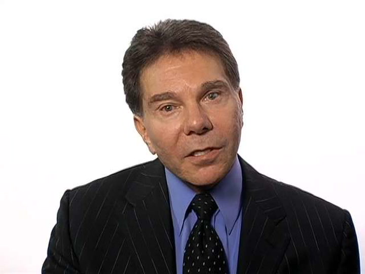 Robert Cialdini Explores The Neuroscience Of Influence - Big Think