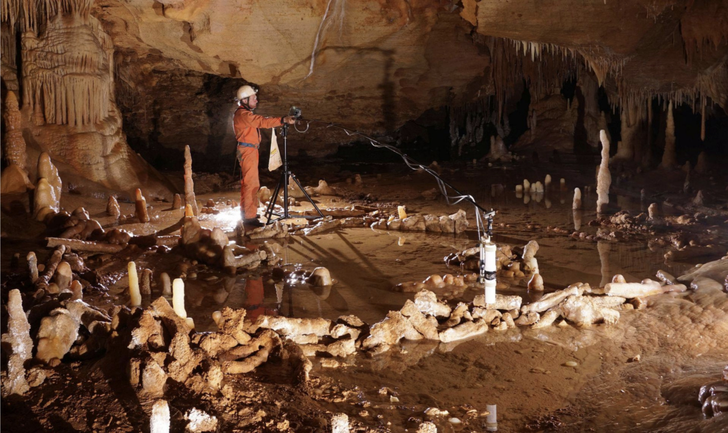 A Cave In France Changes What We Thought We Knew About Neanderthals   19442545 