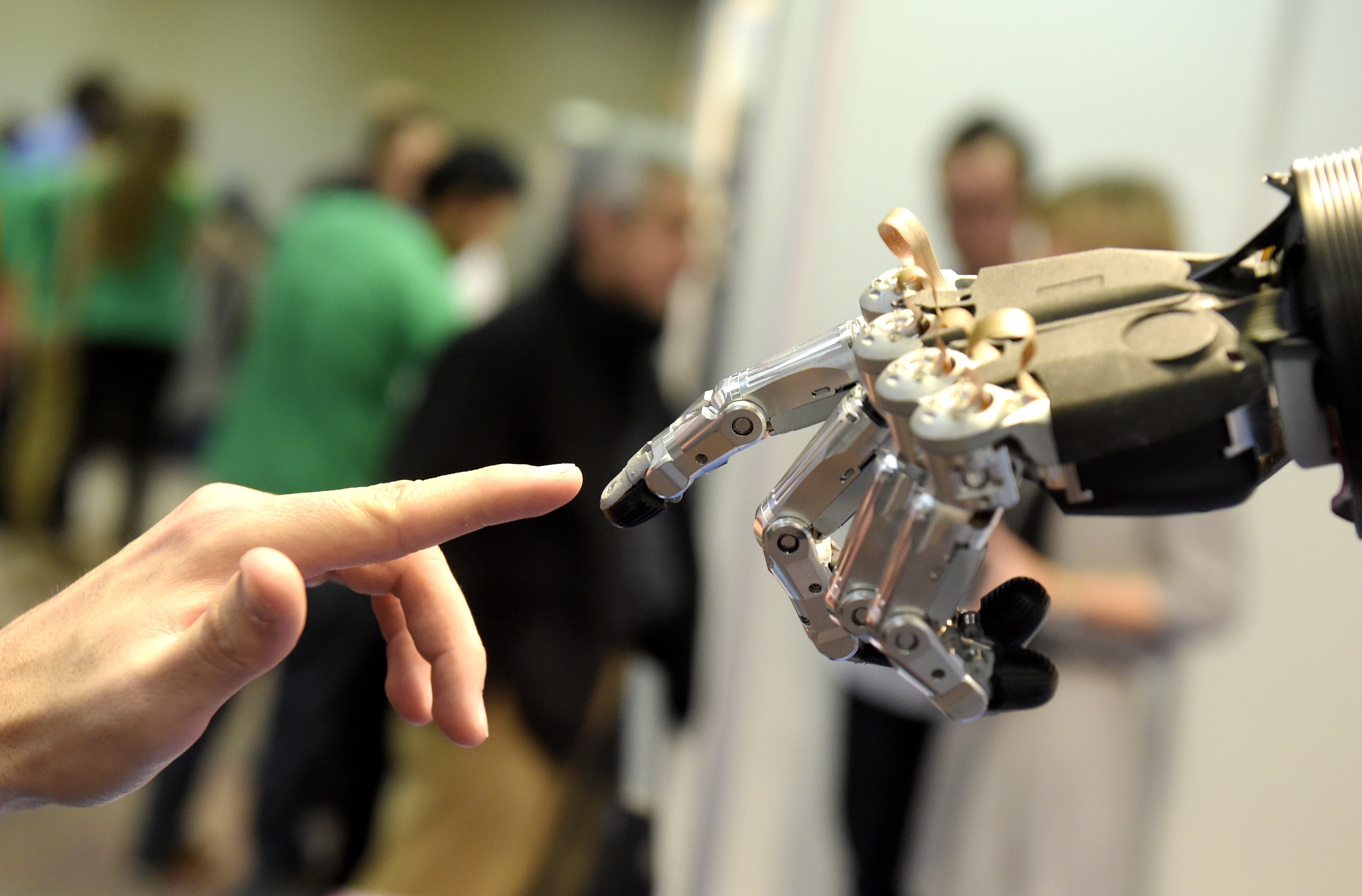 7 Defining Qualities Of Robots