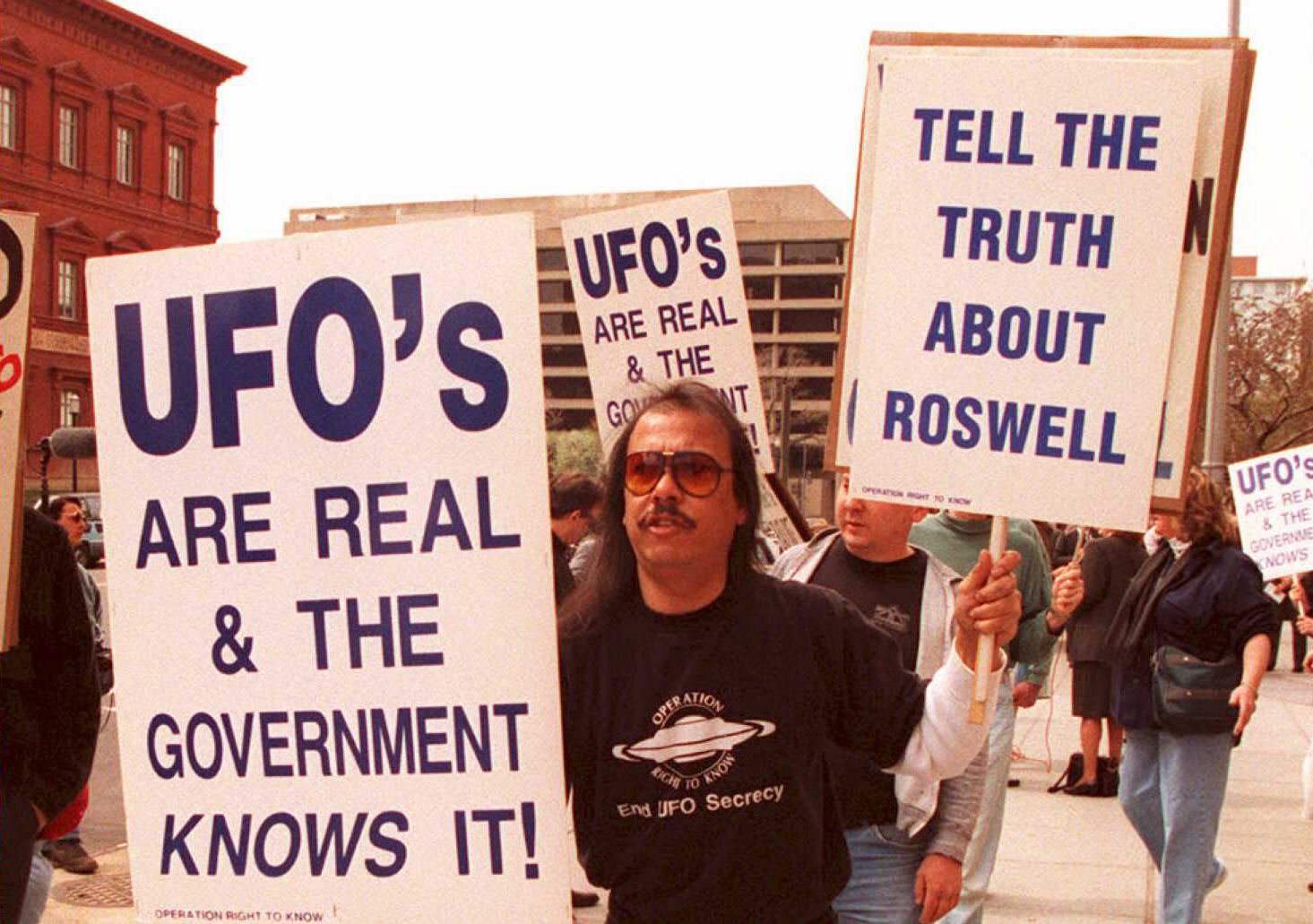 America's 10 most popular conspiracy theories Big Think