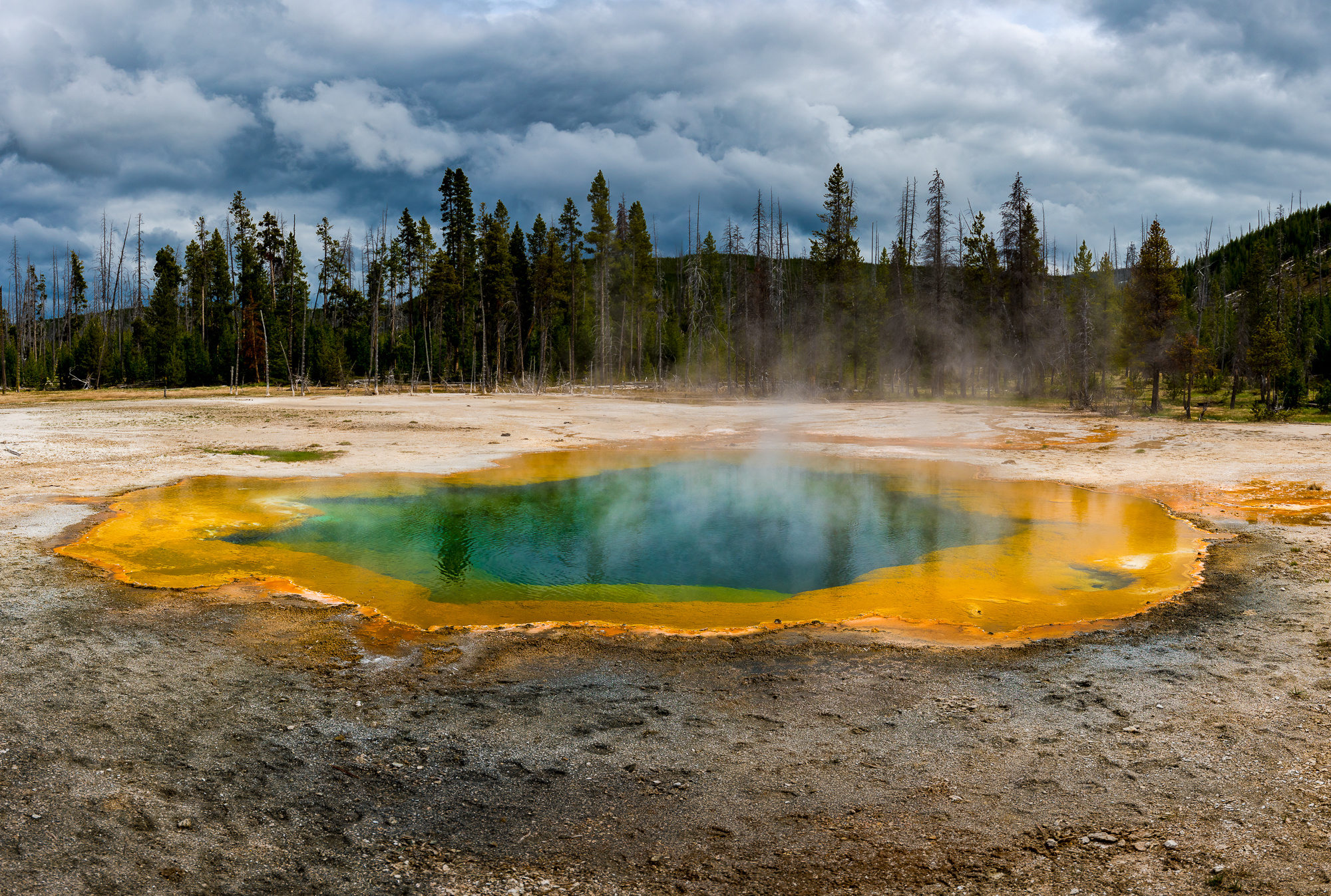 How dangerous is the Yellowstone supervolcano? - Big Think