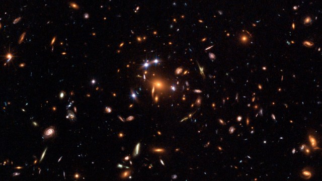 galaxy cluster colors