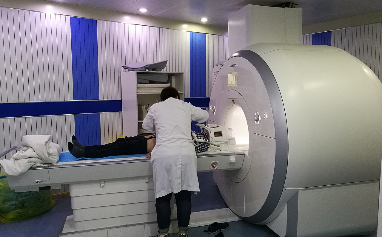 1280px Siemens Magnetom Aera MRI scanner