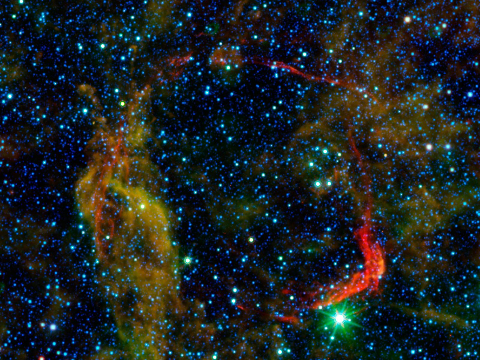 rcw 86 supernova remnant spitzer