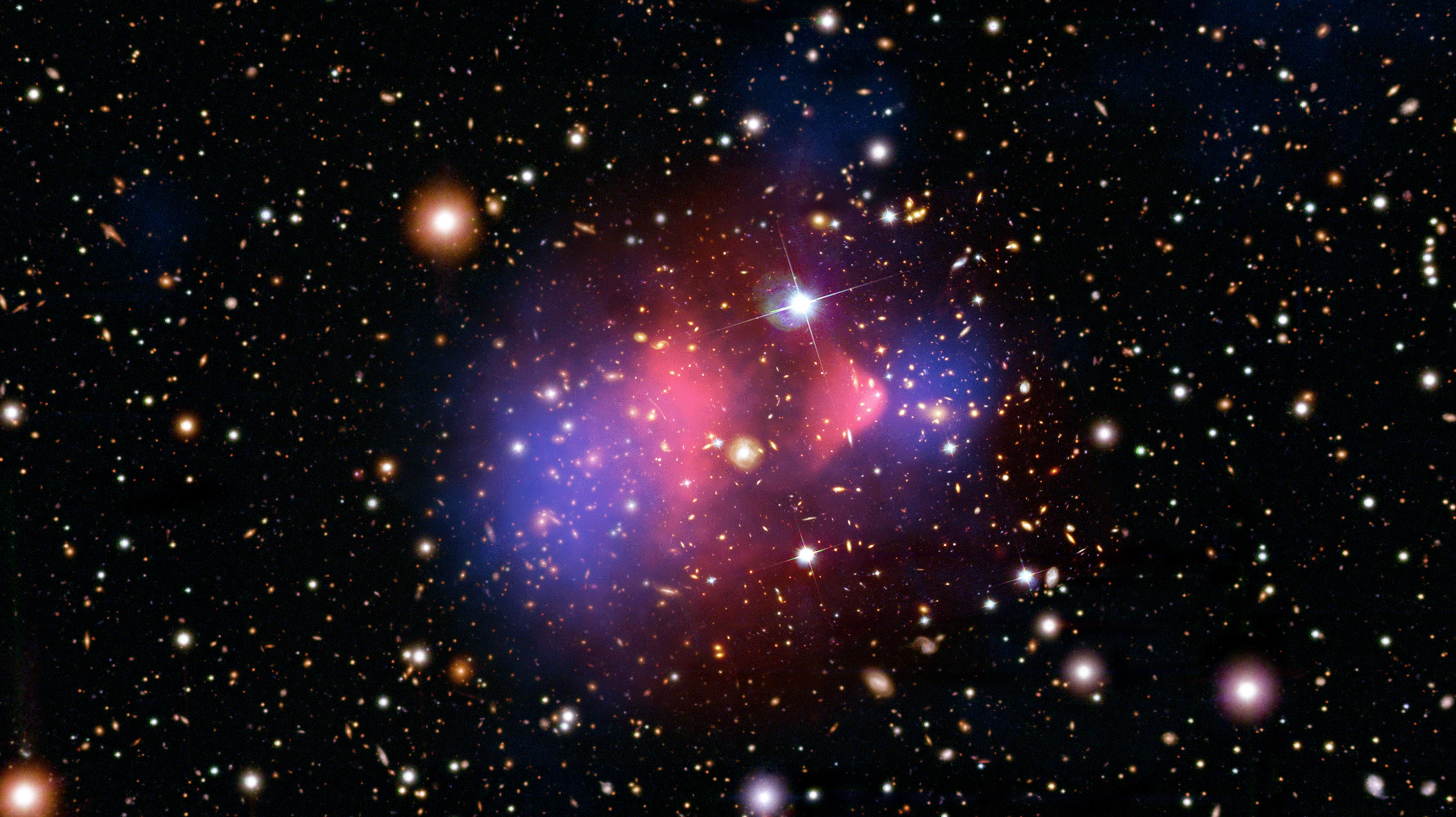 Astronomers solve longstanding galaxy cluster collision puzzle - Big Think