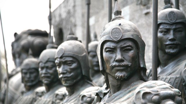Bronze replicas of the Terracotta Warriors