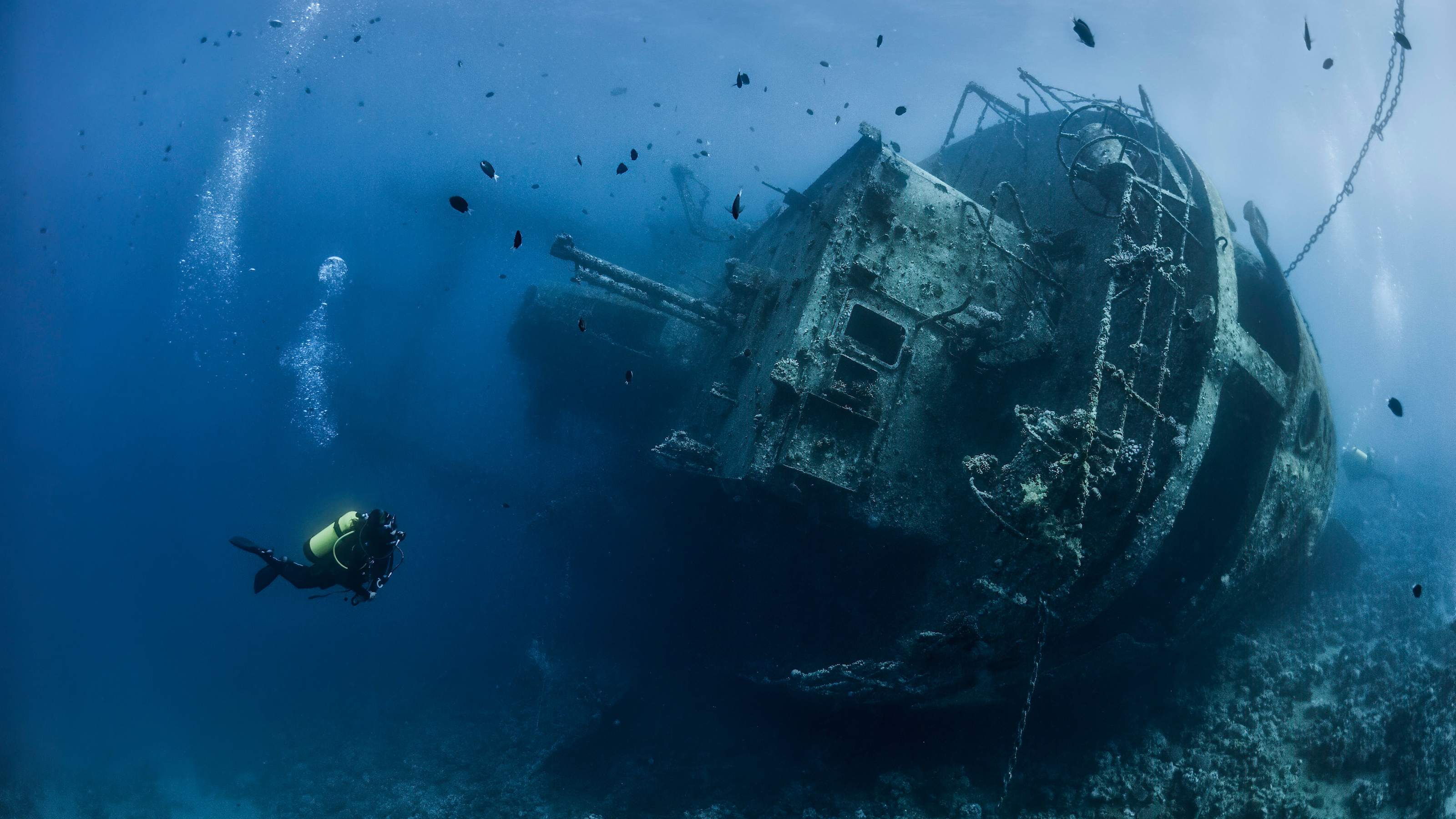 fear of underwater shipwrecks