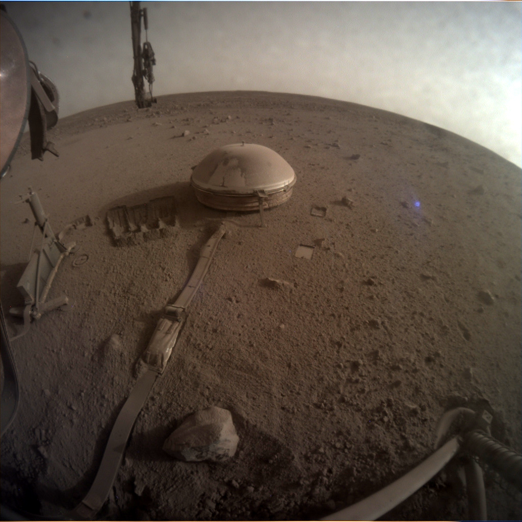 Nasa's curiosity rover on mars.